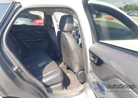 2017 Jaguar F-Pace 35T Premium z USA, uszkodzony, nr VIN SADCJ2BV2HA047507